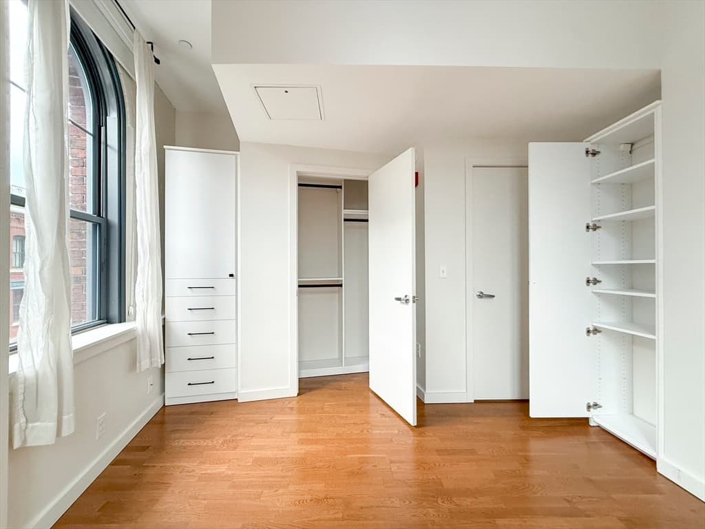 346 Congress St # 518, Boston MA 02210 photo 19