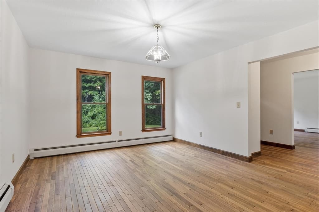 686 Scott Rd, Fitchburg MA 01420 photo 13