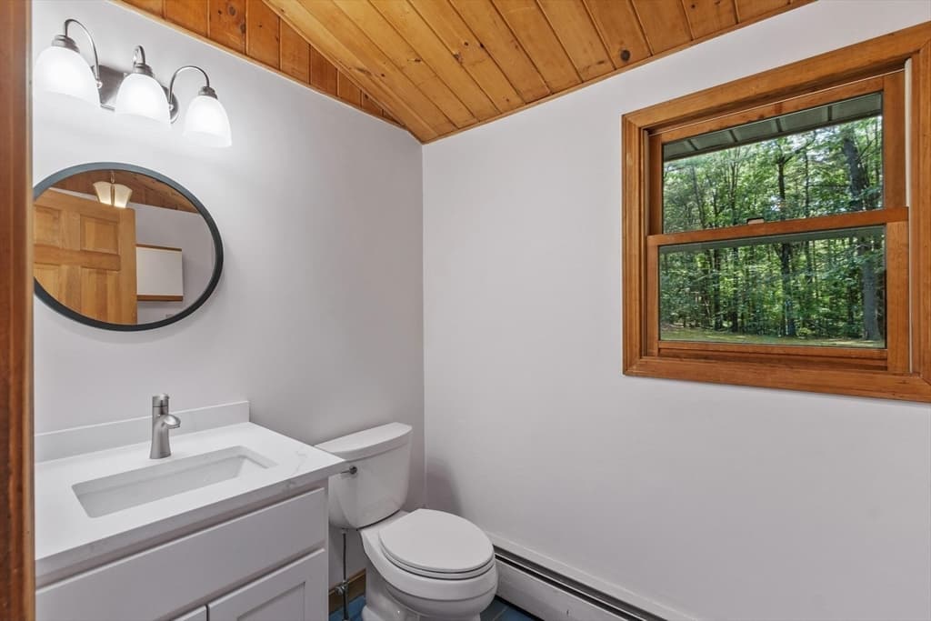 686 Scott Rd, Fitchburg MA 01420 photo 16