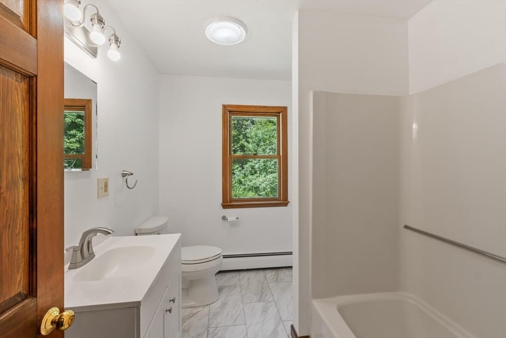 686 Scott Rd, Fitchburg MA 01420 photo 28