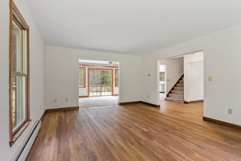 686 Scott Rd, Fitchburg MA 01420 photo 11