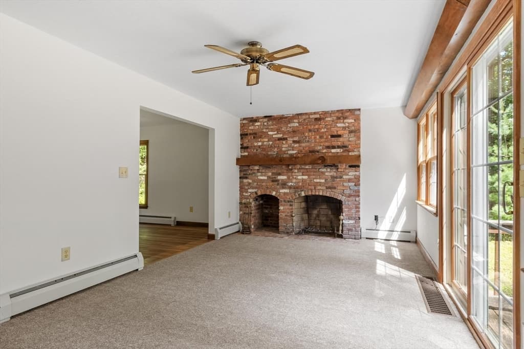 686 Scott Rd, Fitchburg MA 01420 photo 8