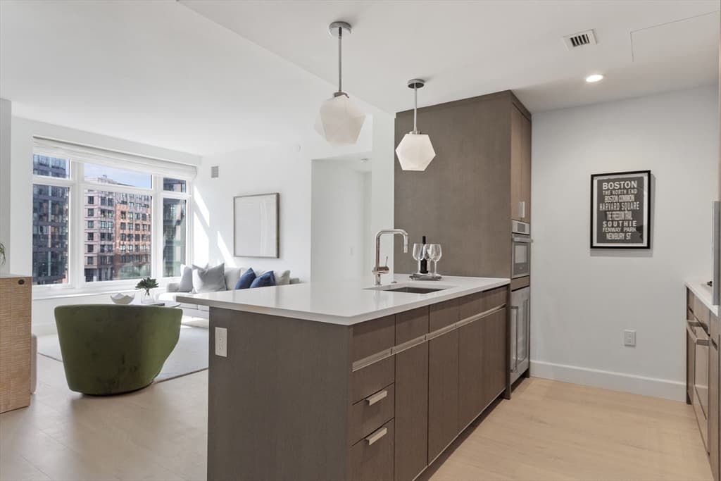 100 Lovejoy Wharf # C, Boston MA 02114 photo 3