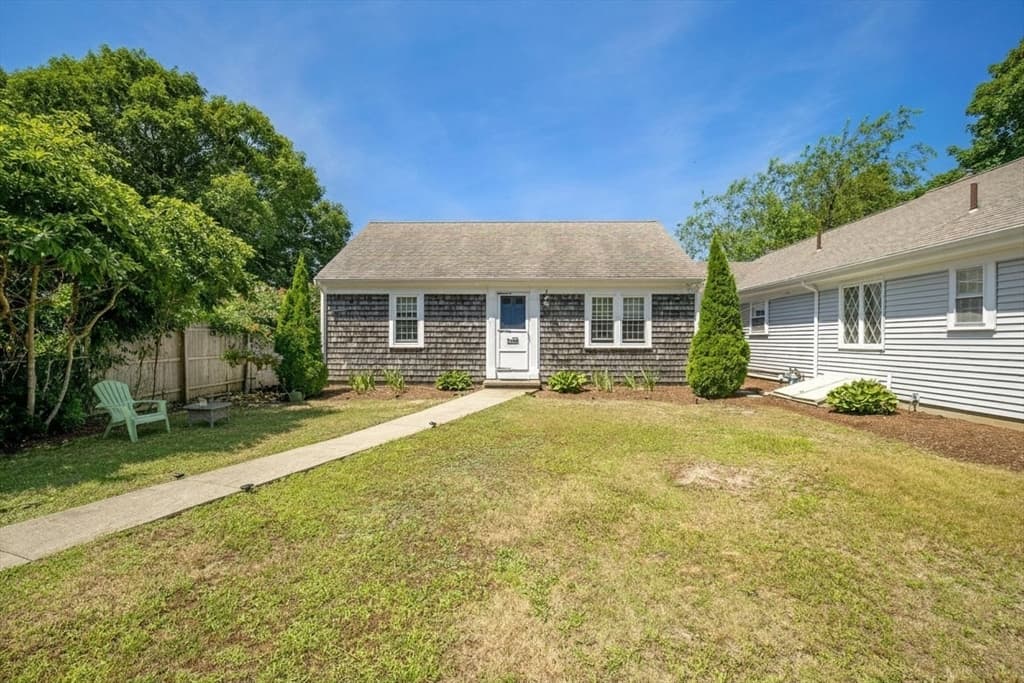 11A Gateway St # A, Yarmouth MA 02664 photo 2