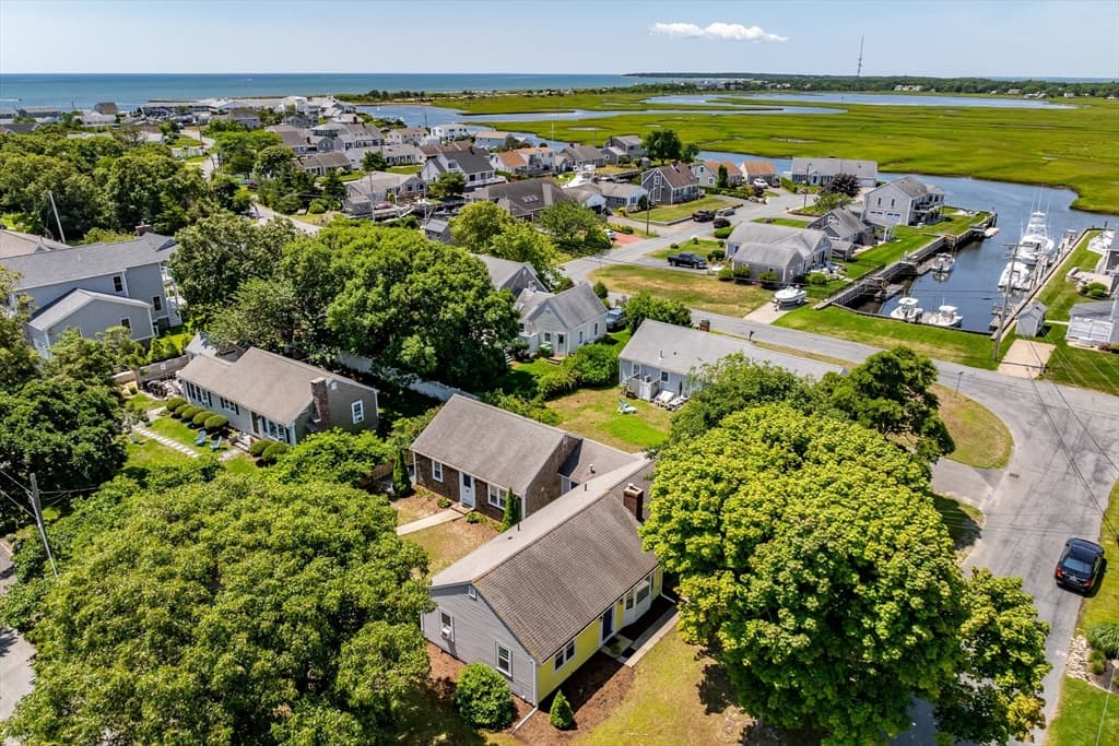 11A Gateway St # A, Yarmouth MA 02664 photo 4