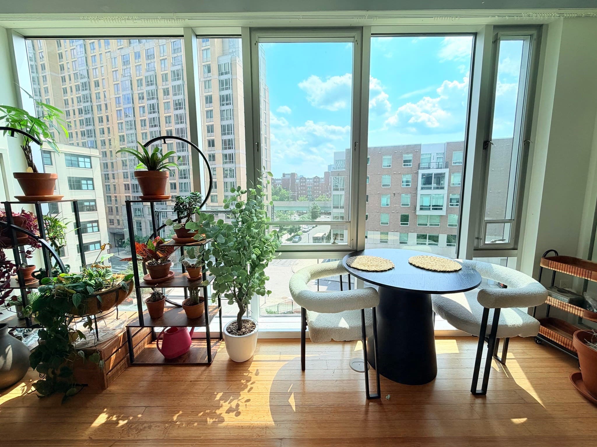 Condominium at 2 Earhart # 524, Cambridge MA 02141, Cambridge, photo 2 of 31