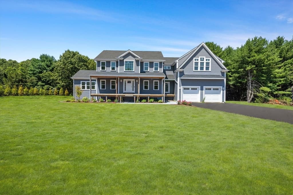 20 Lacoss Road, Duxbury MA 02332