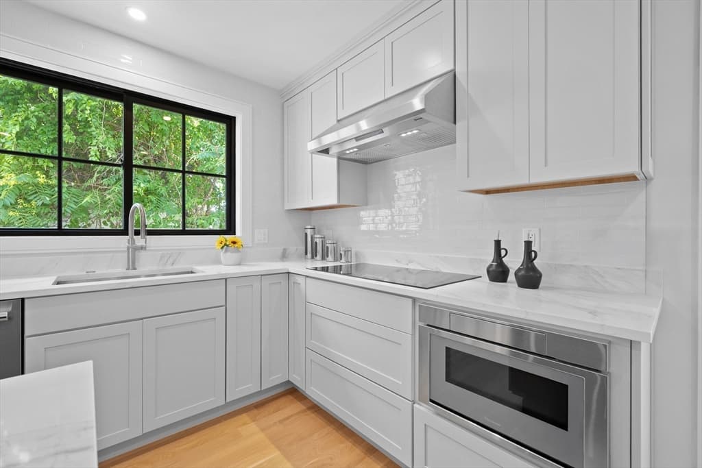 16 Curtis St # 1, Somerville MA 02144 photo 2