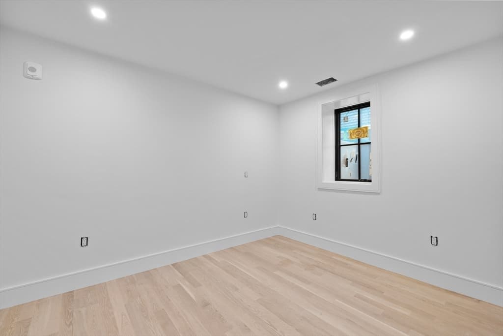 16 Curtis St # 1, Somerville MA 02144 photo 11