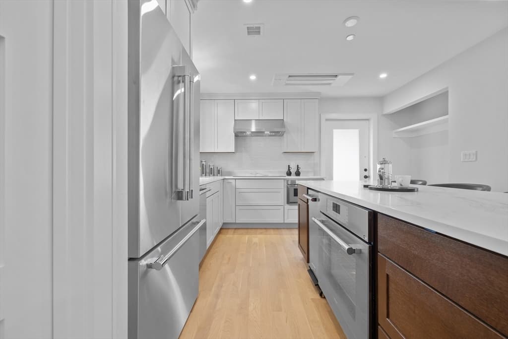 16 Curtis Street # 2, Somerville MA 02144 photo 2