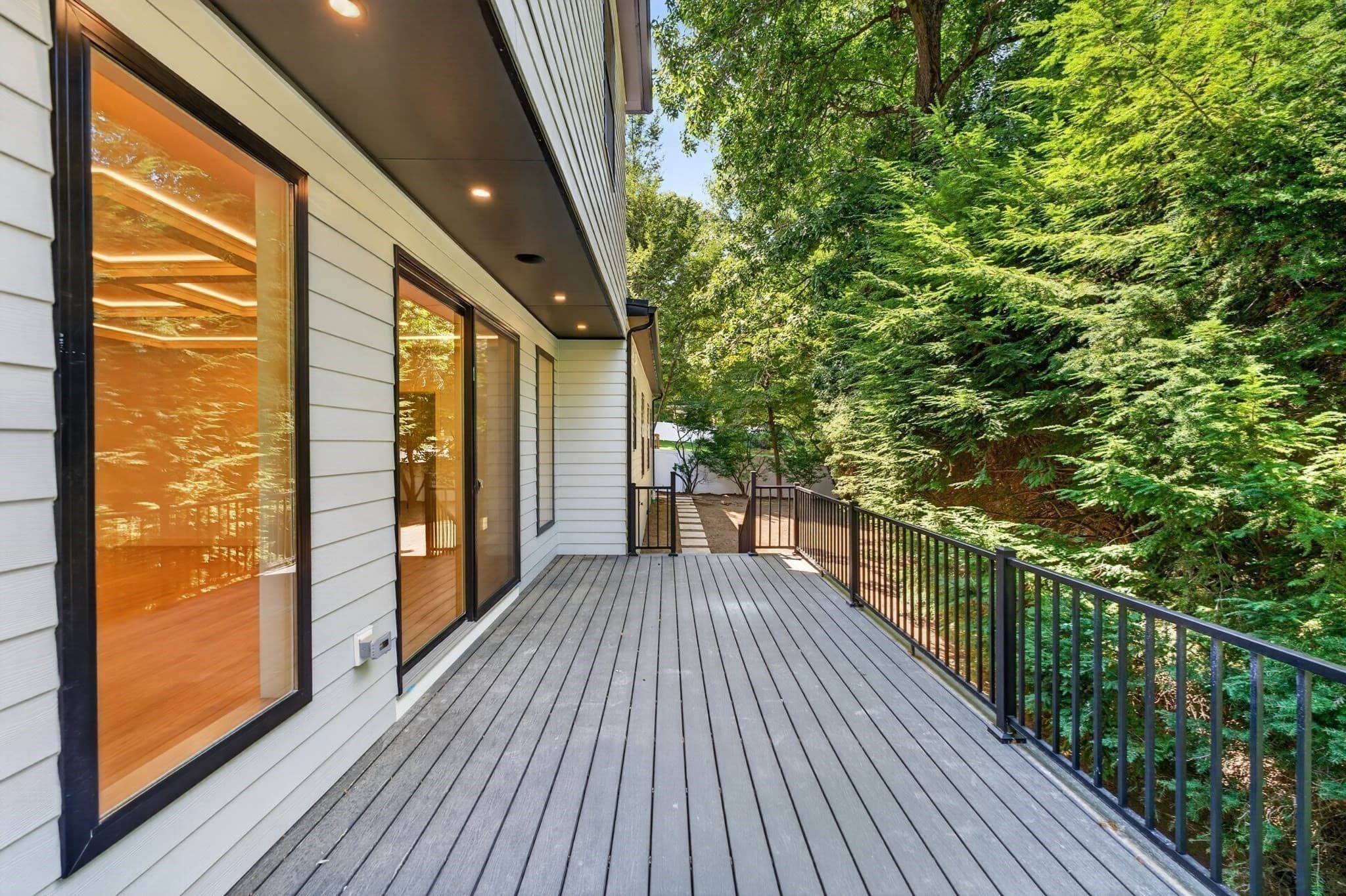 Single Family Residence at 23 Lantern Ln, Arlington MA 02474, Arlington, photo 2 of 42