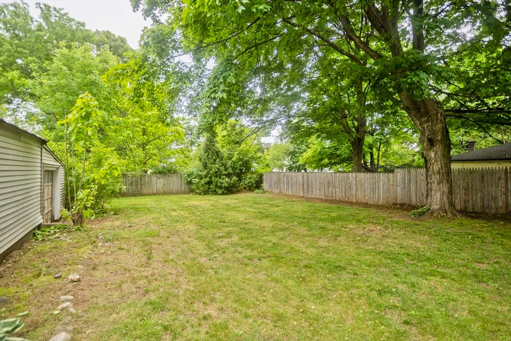 29 Lawnwood Ave, Longmeadow MA 01106 photo 23
