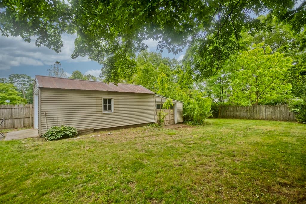 29 Lawnwood Ave, Longmeadow MA 01106 photo 27