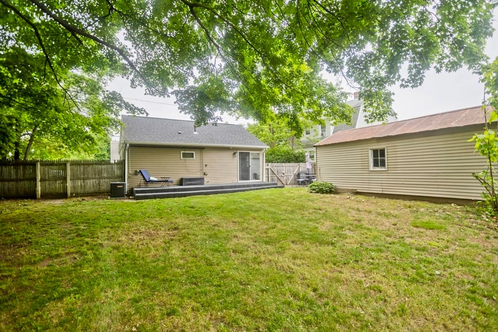 29 Lawnwood Ave, Longmeadow MA 01106 photo 24