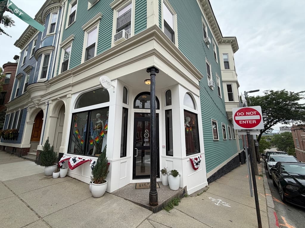 54 High St, Boston MA 02129 photo 3