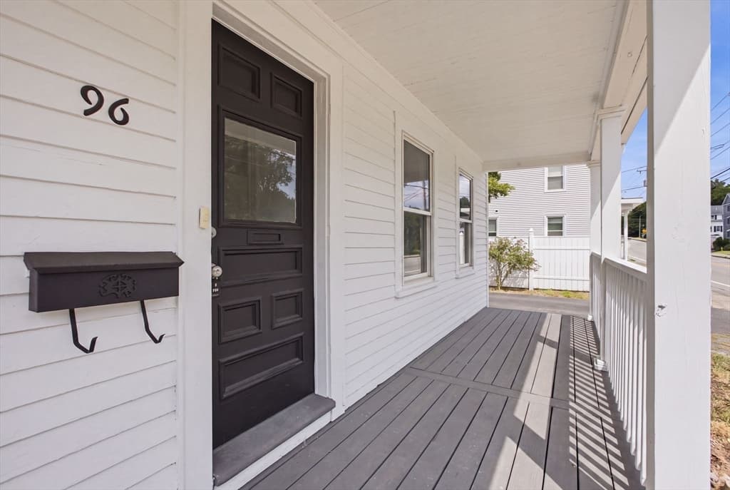 96 Union St, Holbrook MA 02343 photo 3