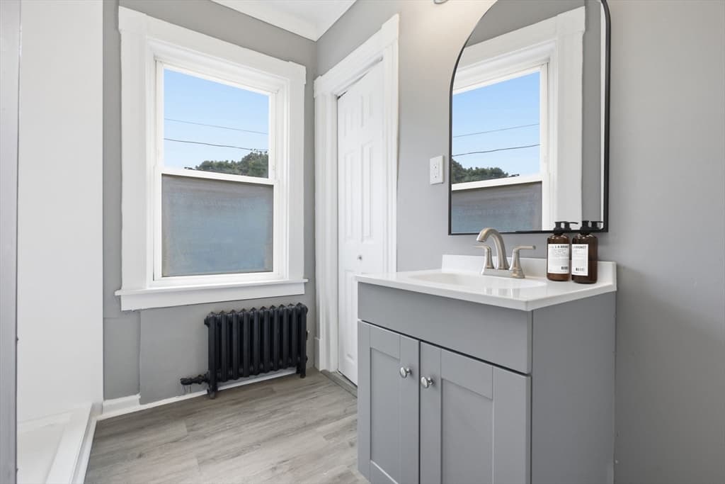 96 Union St, Holbrook MA 02343 photo 10