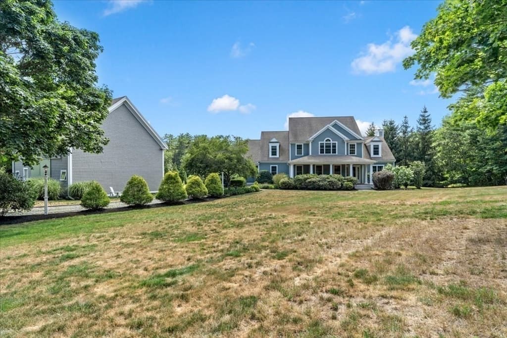 92 Cross St, Marshfield MA 02050 photo 2