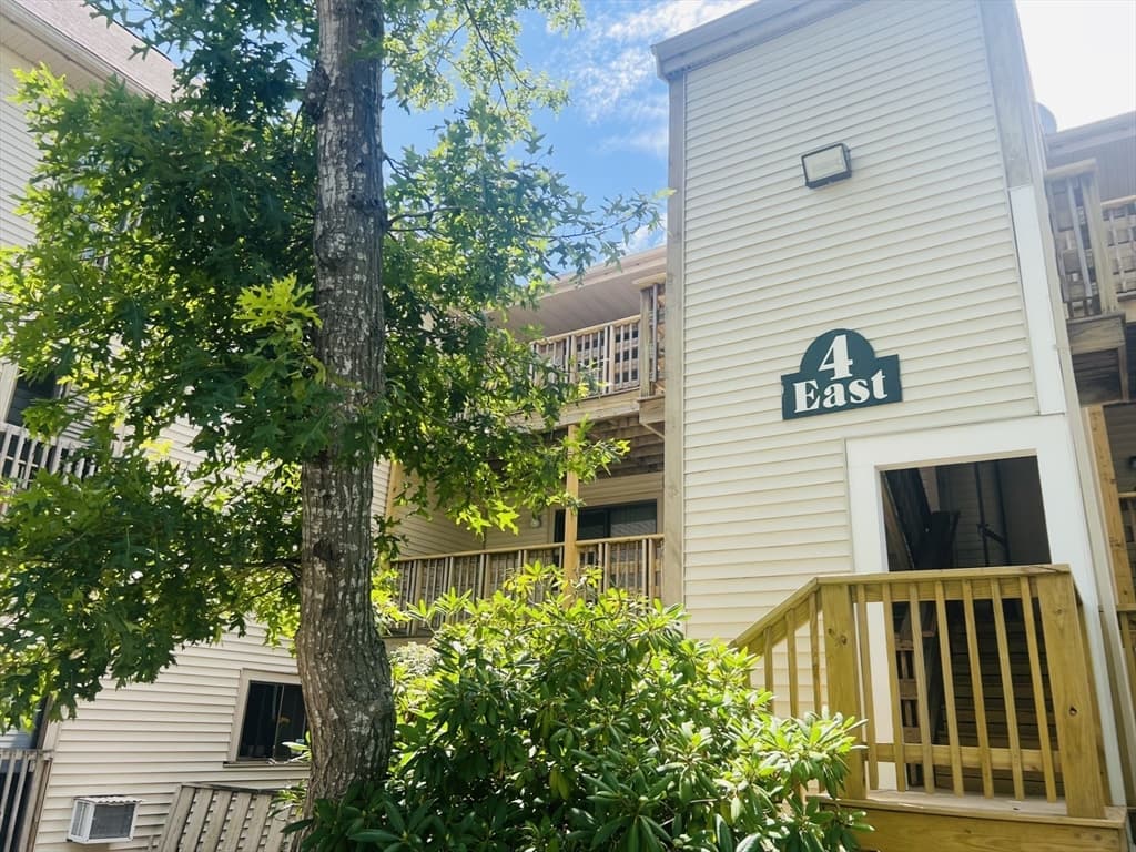 800 Bearses Way, Barnstable MA 02601 photo 2