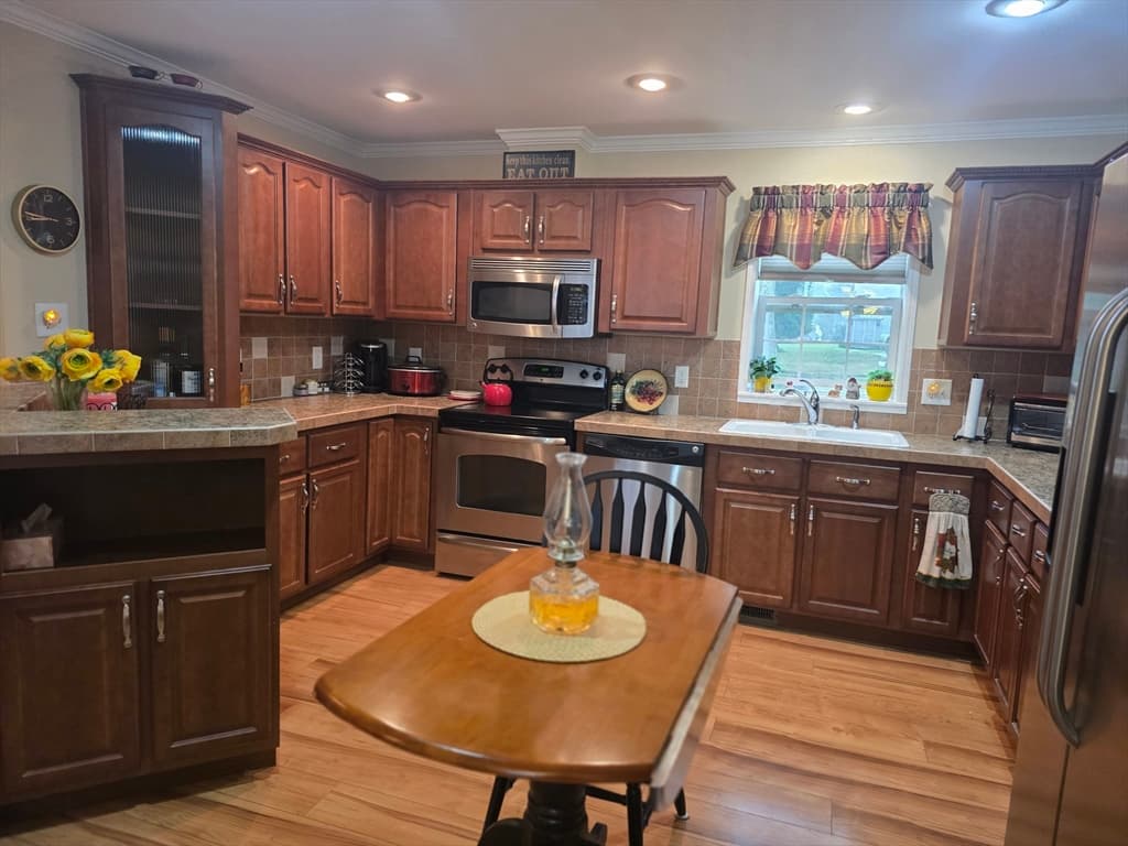 2 Settlers Road, Taunton MA 02780 photo 7