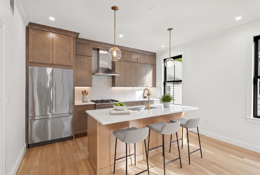 27 Shepard St # 2, Boston MA 02135 photo 7