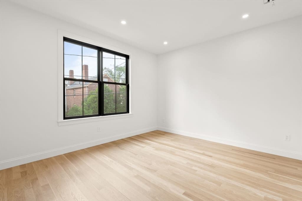 27 Shepard St # 2, Boston MA 02135 photo 34