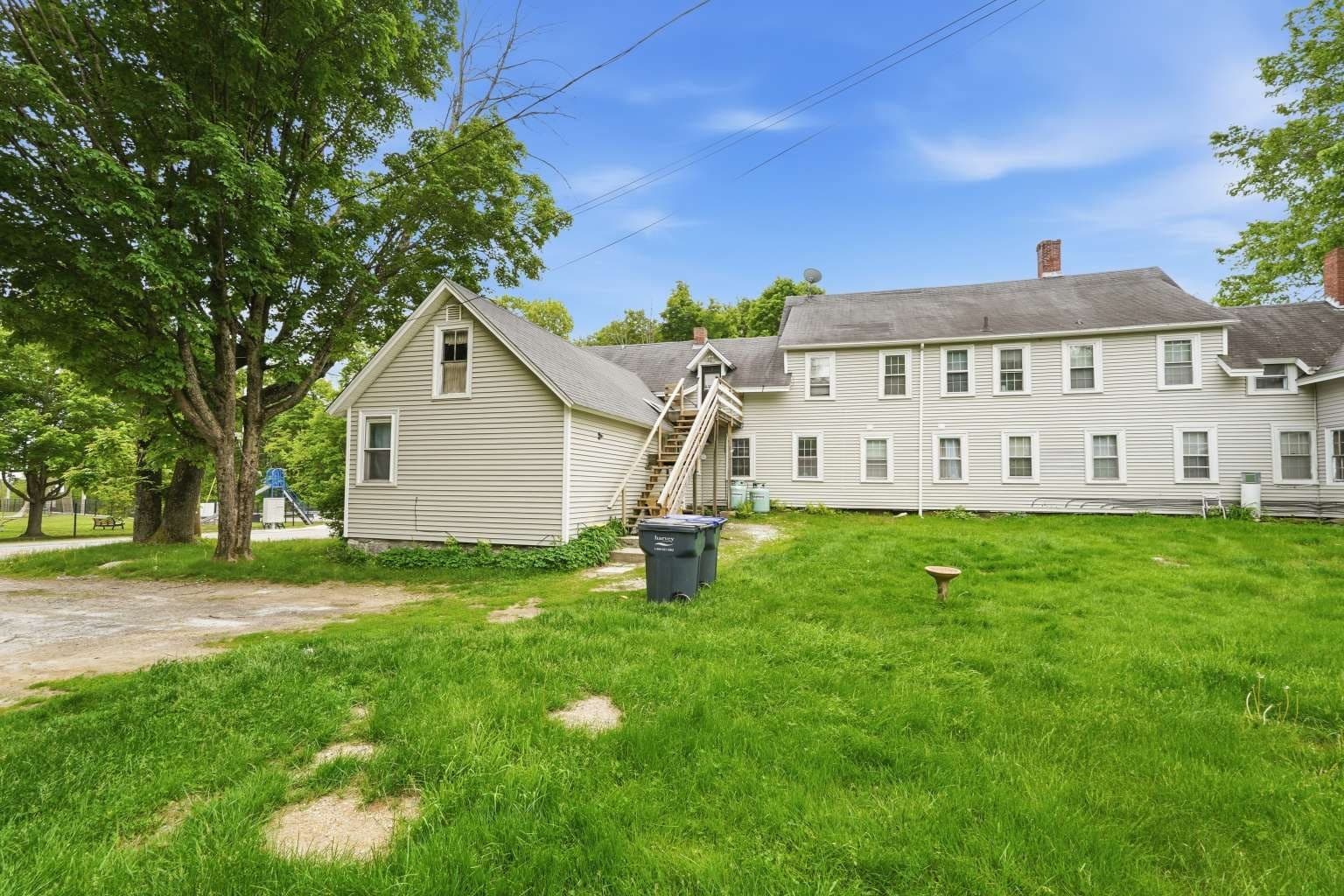 5+ Family - 5+ Units Side by Side at 66 Main St, Princeton MA 01541, photo 3 of 17