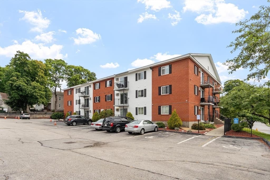 56 Edgeworth # 3, Worcester MA 01605 photo 22