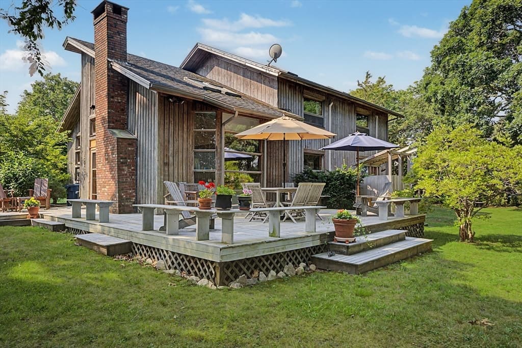 19 Llewellyn Way, Edgartown MA 02539 photo 16