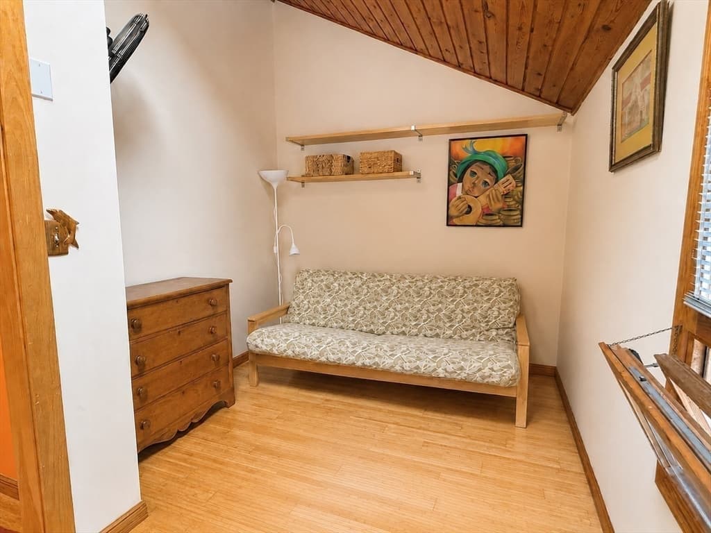 19 Llewellyn Way, Edgartown MA 02539 photo 9