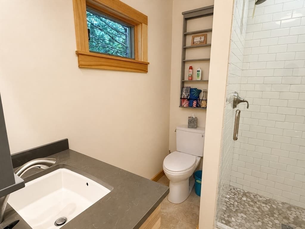 19 Llewellyn Way, Edgartown MA 02539 photo 15
