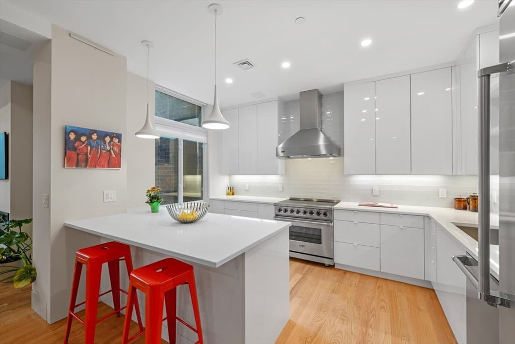950 Massachusetts Avenue, Cambridge MA 02139 photo 6