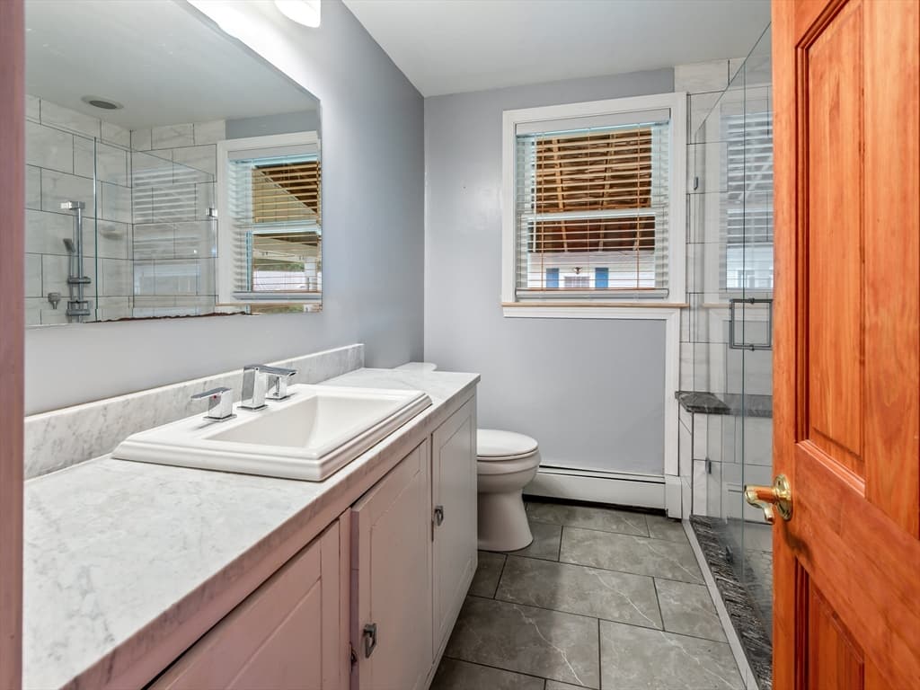 253 Central St, Hudson MA 01749 photo 16