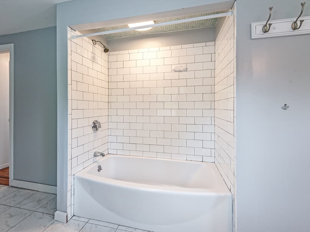 253 Central St, Hudson MA 01749 photo 29