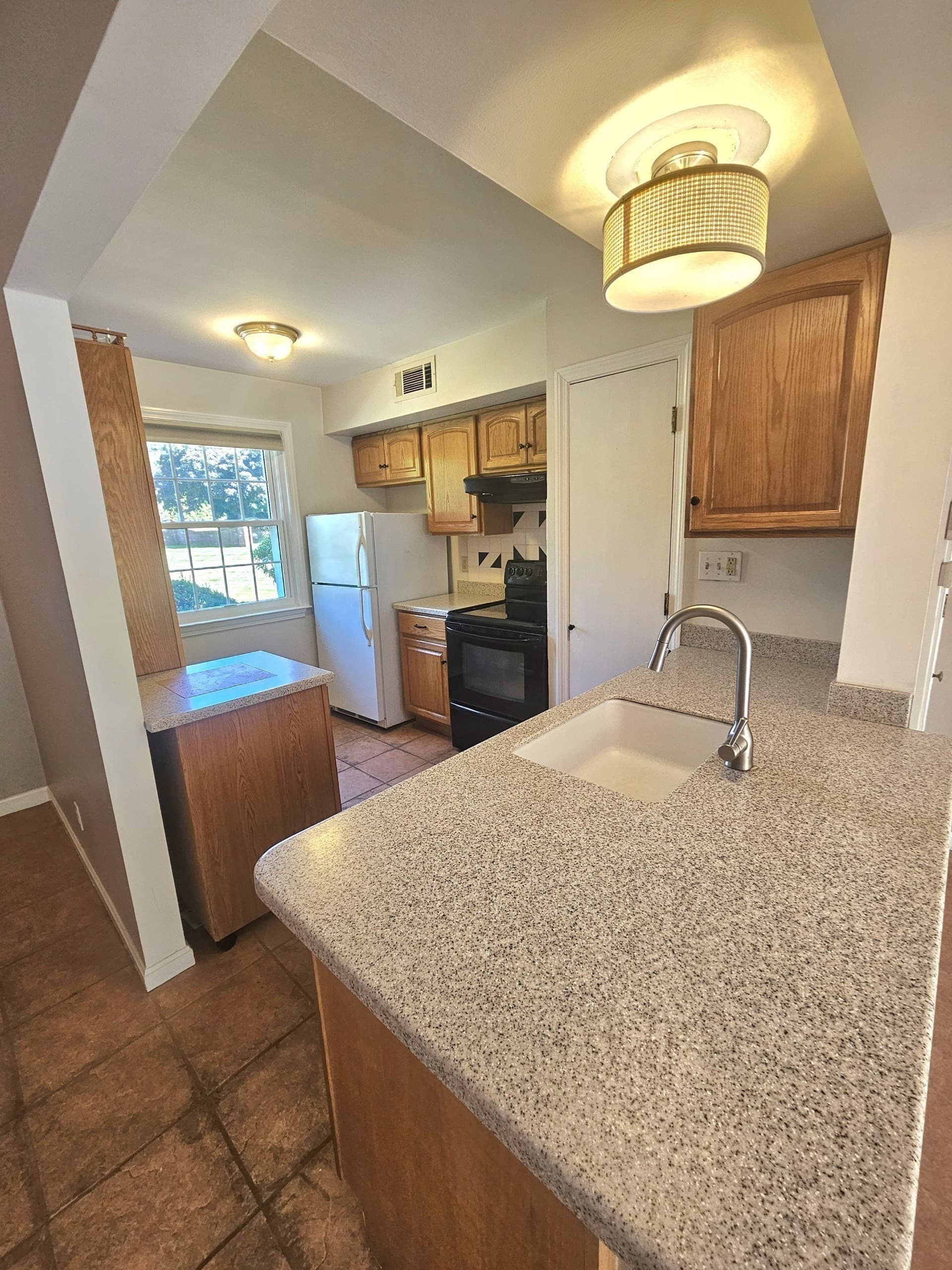 Condominium at 2003 Windsor Drive # 2003, Framingham MA 01701, photo 35 of 36
