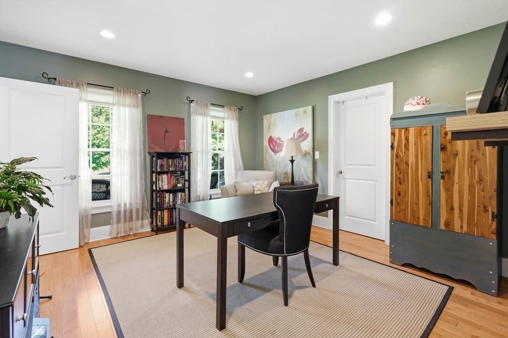 11 Fellowship Cir, Wareham MA 02576 photo 13