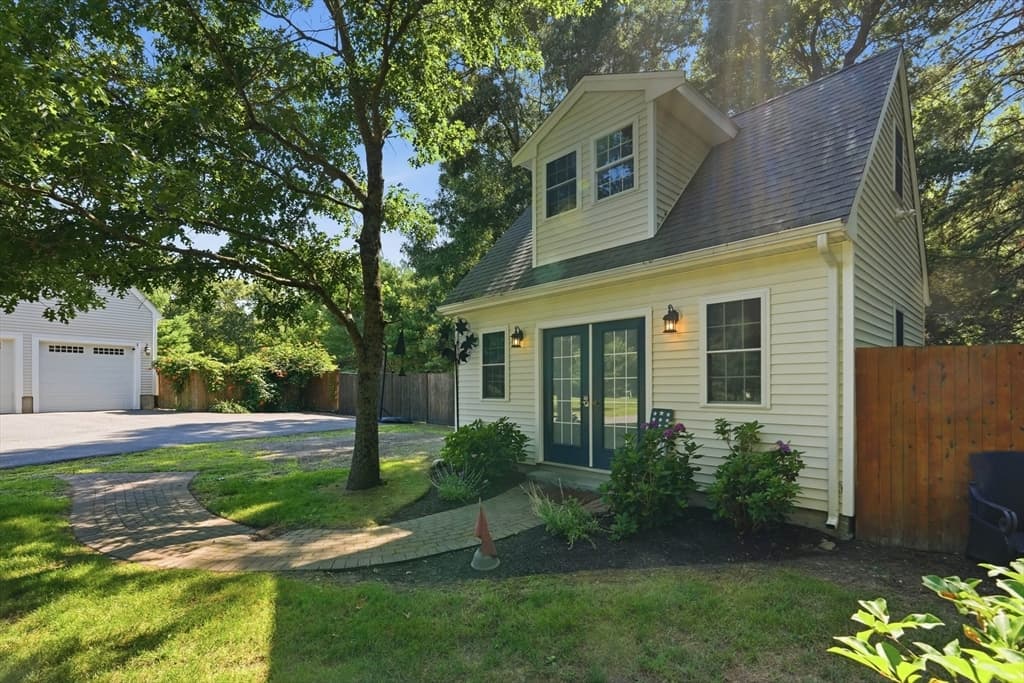 11 Fellowship Cir, Wareham MA 02576 photo 36