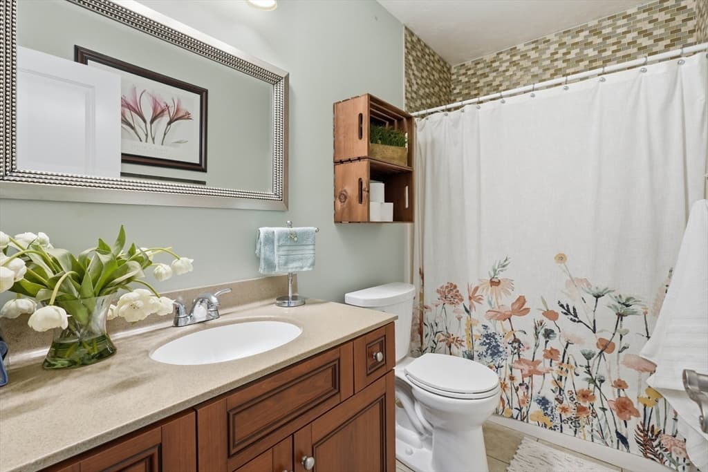 11 Fellowship Cir, Wareham MA 02576 photo 14