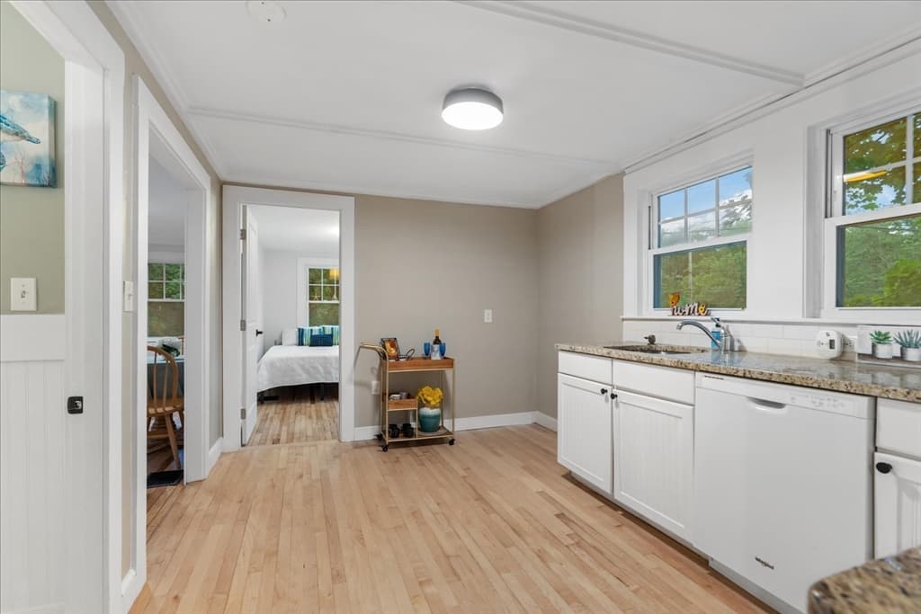 19 Bennett St, Wrentham MA 02093 photo 6