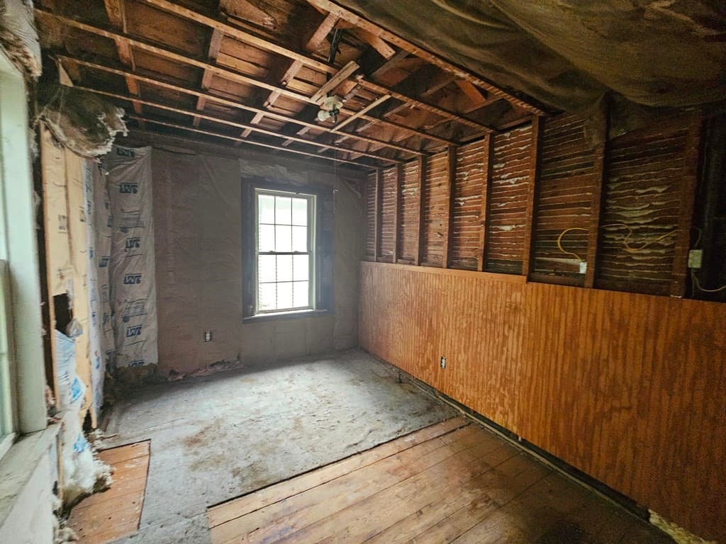 8-10 Aspen St, Ware MA 01082 photo 13