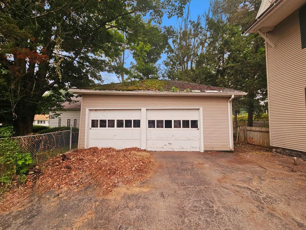 8-10 Aspen St, Ware MA 01082 photo 4