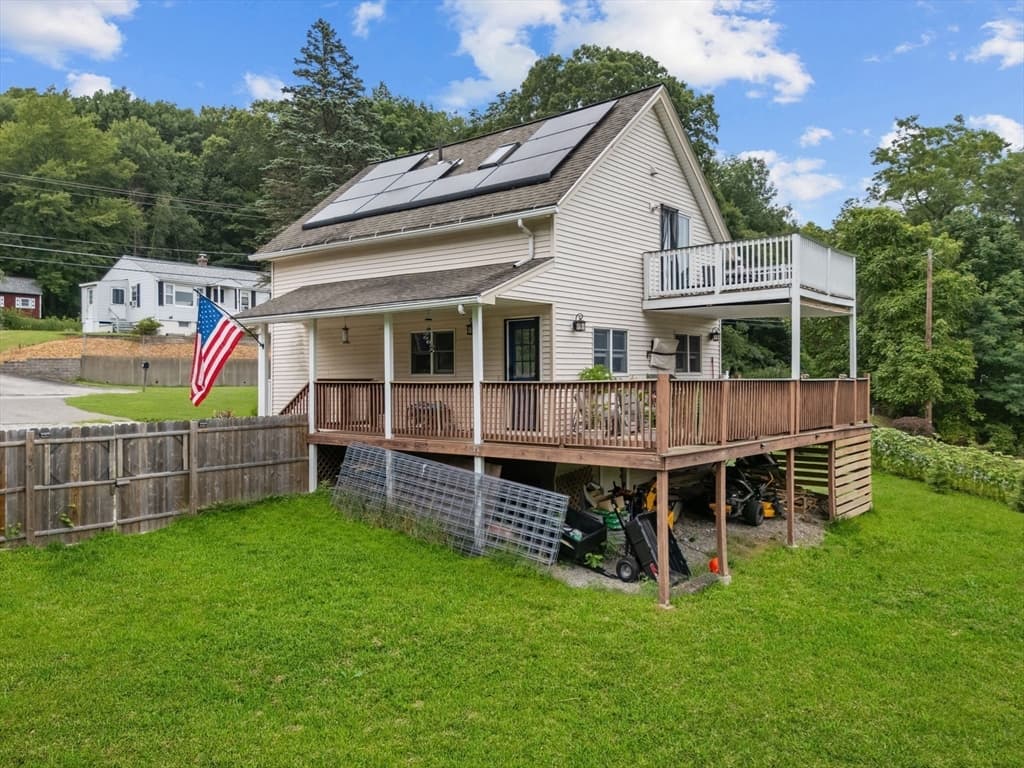 Single Family Residence at 179 West Street, Auburn MA 01501, Auburn, photo 9 of 31