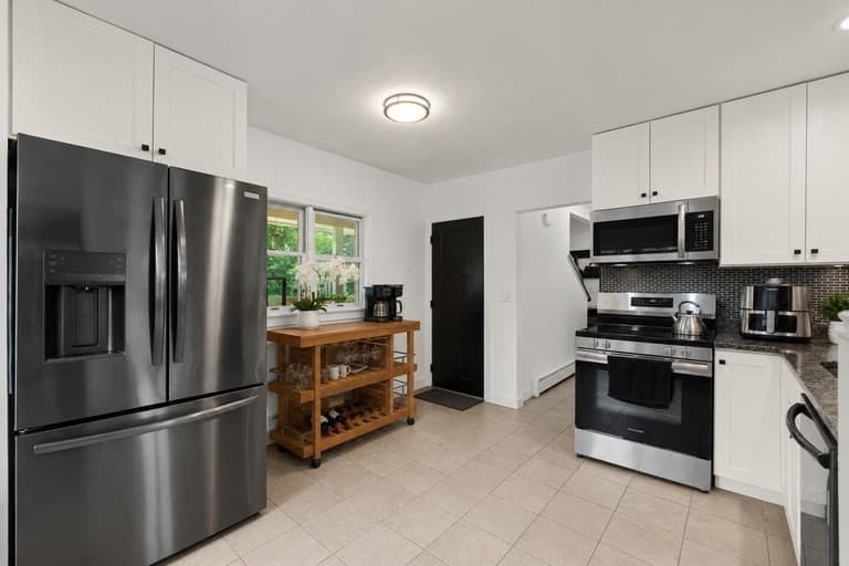 Single Family Residence at 179 West Street, Auburn MA 01501, Auburn, photo 11 of 31