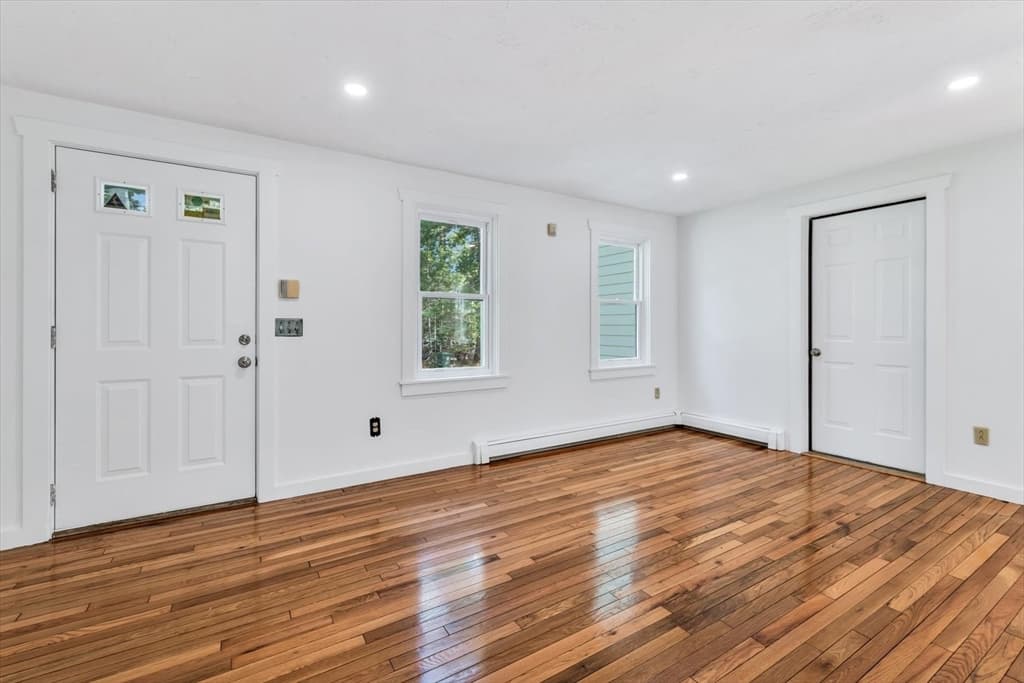 3 Viber Ln, Falmouth MA 02536 photo 9
