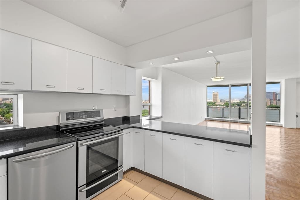 330 Beacon St # 111, Boston MA 02116 photo 3