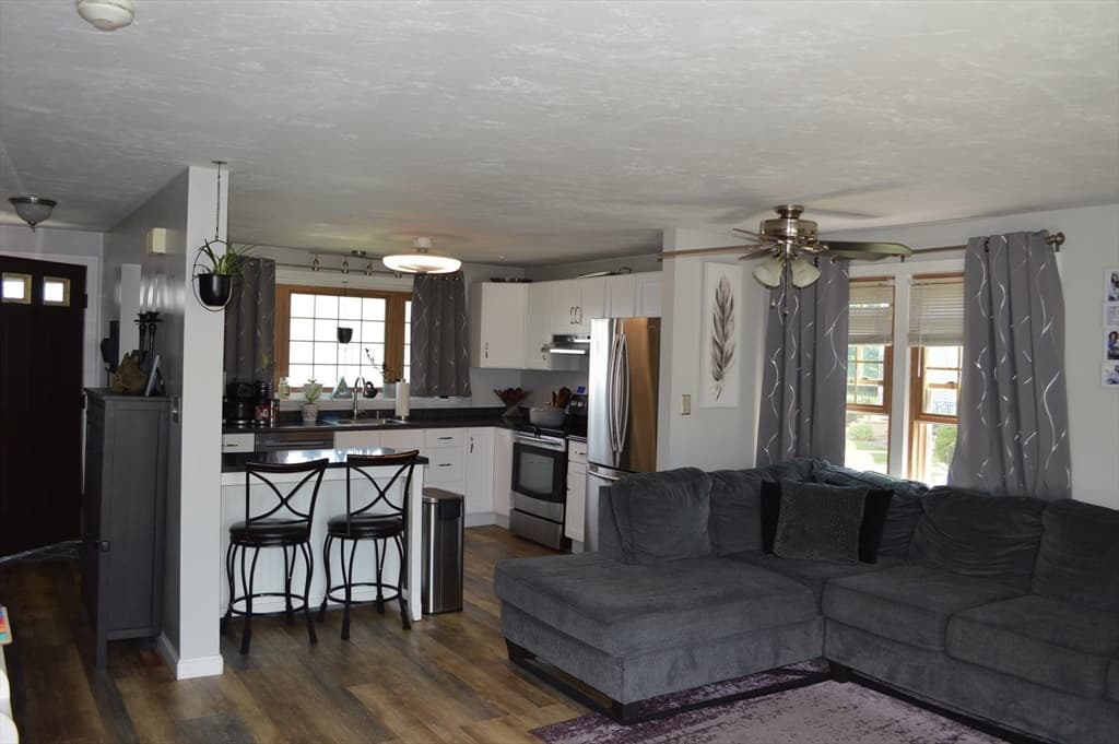 2697 Cranberry Hwy # 14, Wareham MA 02571 photo 14
