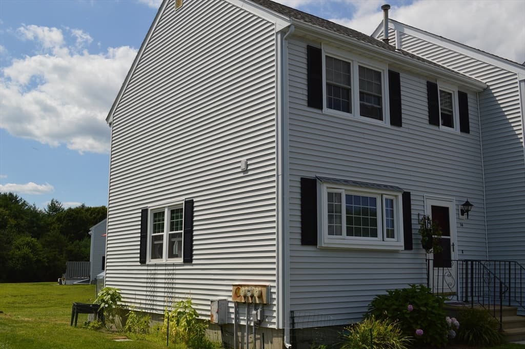 2697 Cranberry Hwy # 14, Wareham MA 02571 photo 4