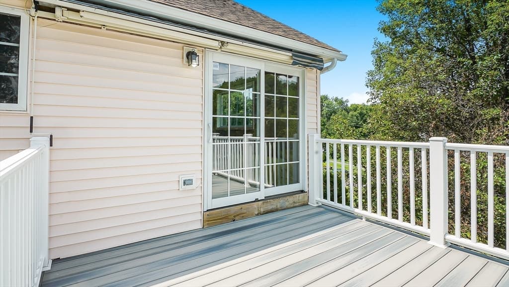 83 Waterman Ave, East Longmeadow MA 01028 photo 13