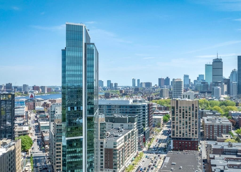 188 Brookline Ave # 22G, Boston MA 02215