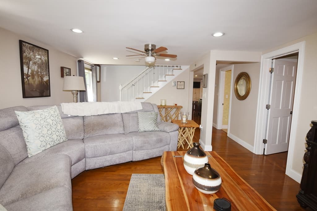 440 Summer, Rockland MA 02370 photo 5